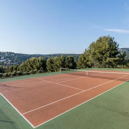 فيلة La Grande Bastide Par Dodo-a-cassis كاسيس